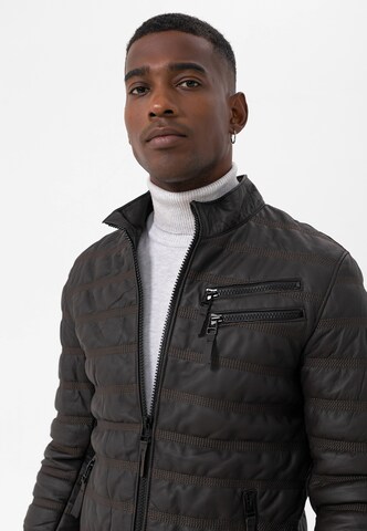 Jimmy Sanders Jacke in Braun