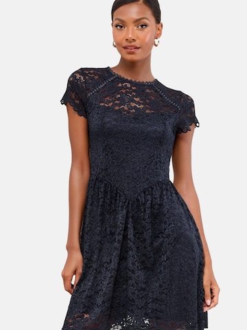 Robe Lipsy en bleu : devant