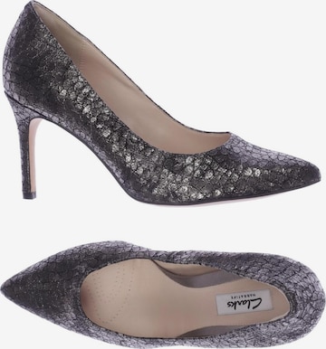 CLARKS Pumps 39,5 in Grau: predná strana