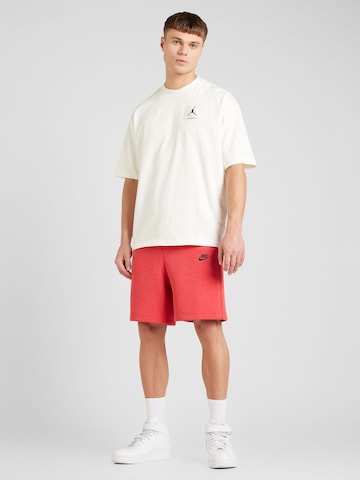 Nike Sportswear Loosefit Shorts 'Tech Fleece' in Rot