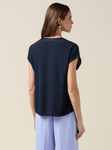 Camicia da donna di oltre in blu