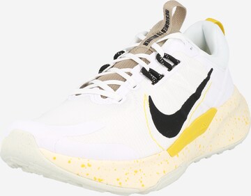 Chaussure de course 'Juniper Trail 2 Next Nature' NIKE en blanc : devant