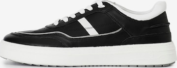 Sneaker bassa di CAFè NOIR in nero: frontale