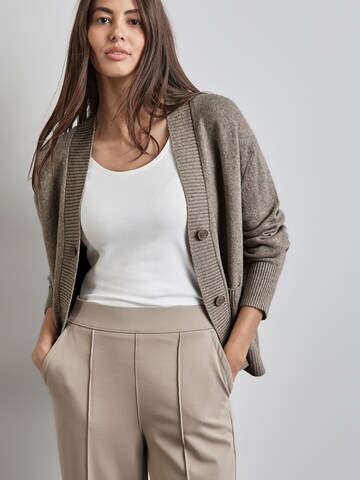 STREET ONE Strickjacke in Beige: Vorderseite