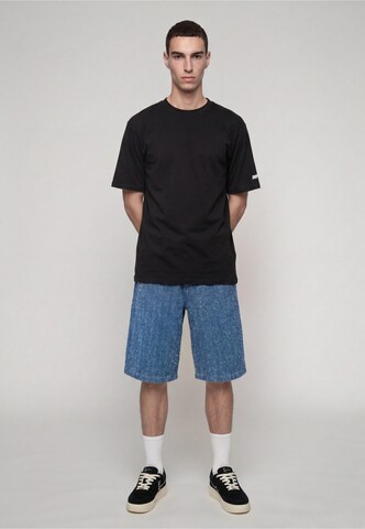 DEF - Camiseta en negro