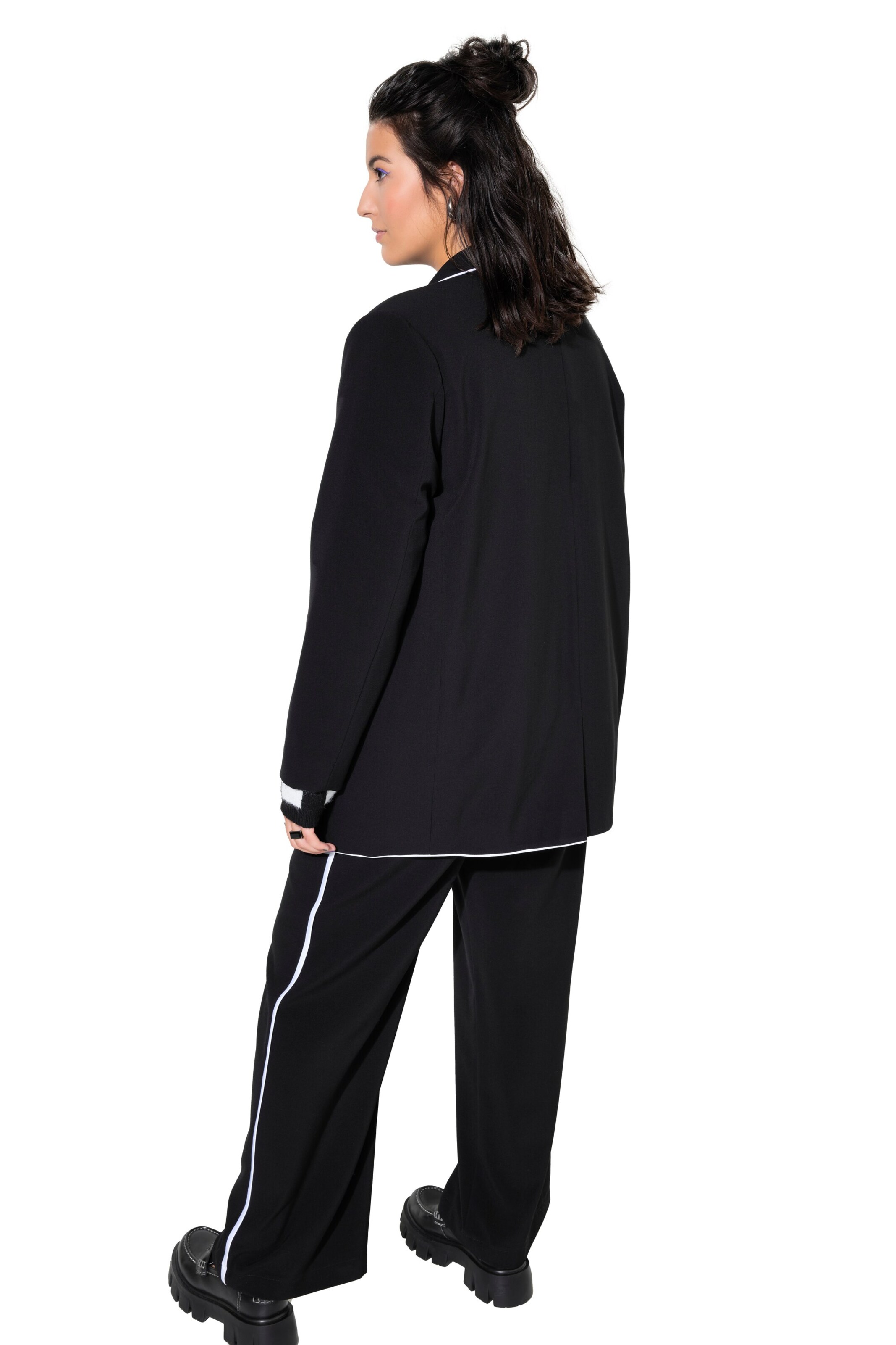 Studio Untold Blazer in Black