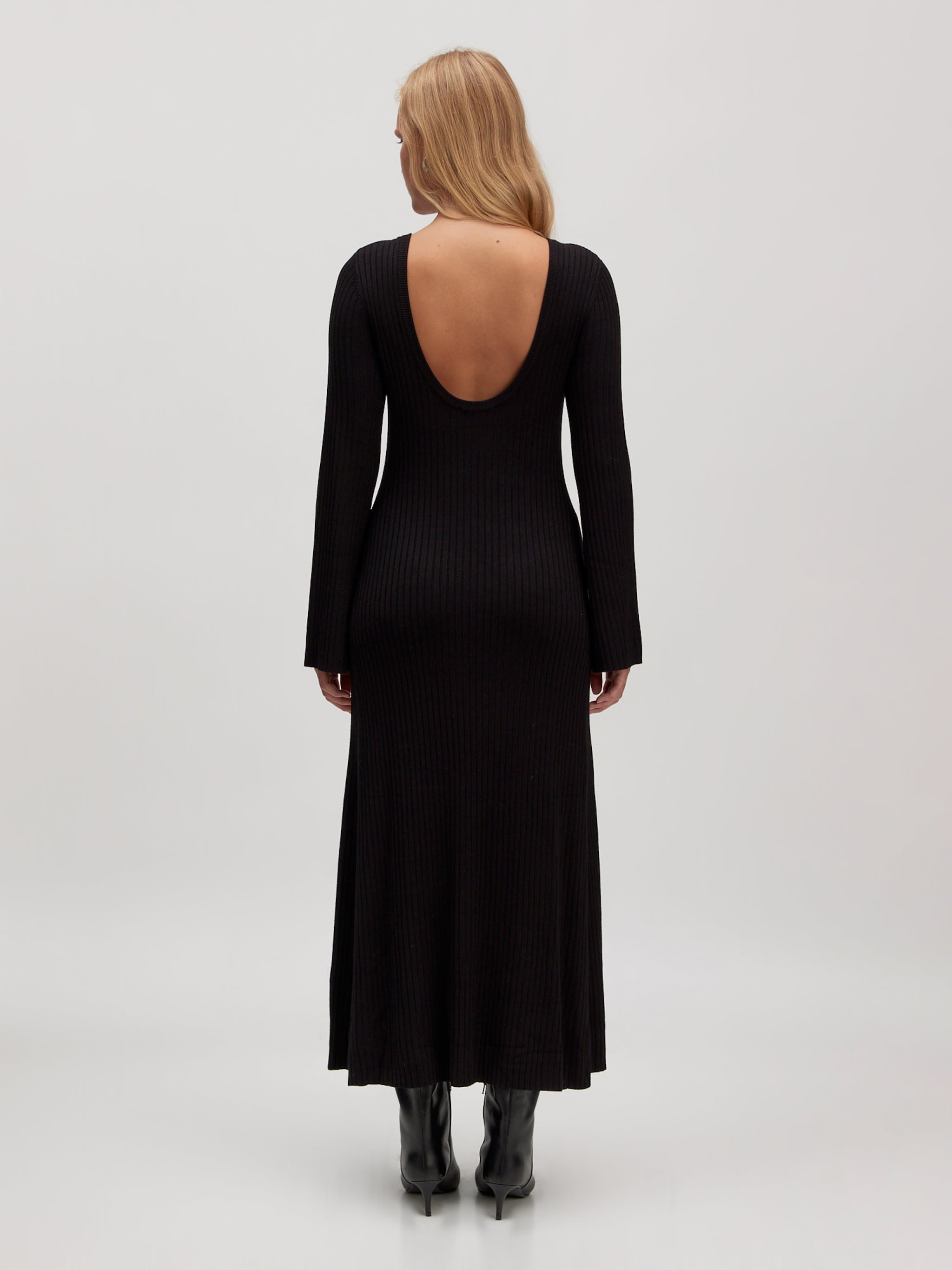 EDITED Producten Jurk 'Noomi' Zwart