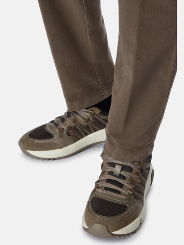 Boggi Milano Sneakers laag in Bruin: voorkant