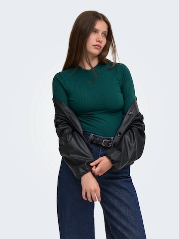 T-shirt 'ONLEMMA' ONLY en vert : devant