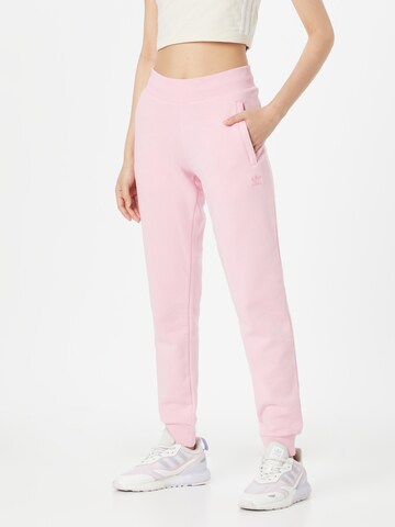 ADIDAS ORIGINALS - Tapered Calças 'Adicolor Essentials' em rosa: frente