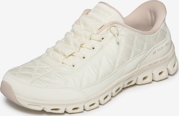 SKECHERS Slip-Ons in White: front
