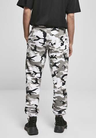 Tapered Pantaloni di Urban Classics in bianco