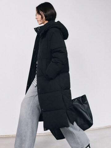 Pull&Bear Wintermantel in Zwart