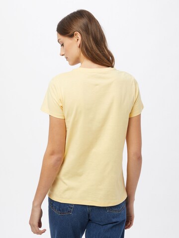 LEVI'S ® Shirt 'The Perfect Tee' in Geel