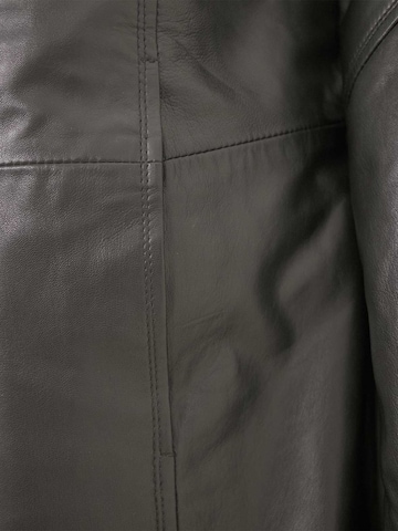 Veste mi-saison 'Silvia' MADDOX en noir