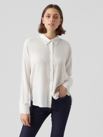 Camicia da donna 'Bumpy' di VERO MODA in bianco: frontale