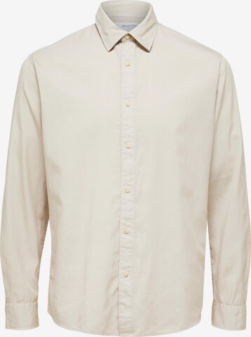 SELECTED HOMME Button Up Shirt in Beige: front