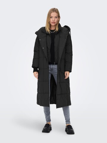 Manteau d’hiver 'Hailey' ONLY en noir