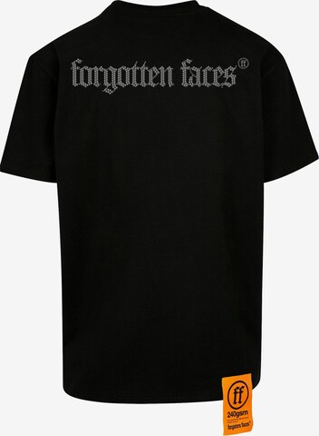 Tricou de la Forgotten Faces pe negru