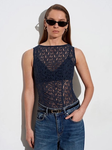 Dilvin - Top em azul: frente