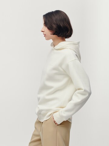 LeGer by Lena Gercke Sweatshirt 'Else' in Weiß: Seite