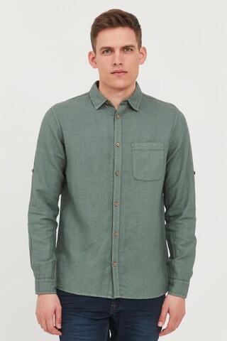 !Solid Comfort fit Button Up Shirt in Green