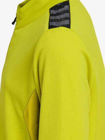 Veste de survêtement Hummel en jaune