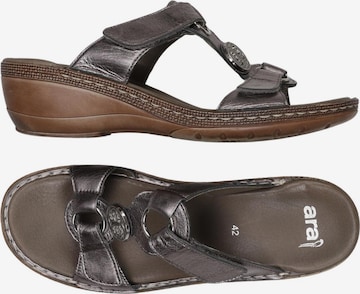 ARA Sandalen 42 in Silber: Vorderseite