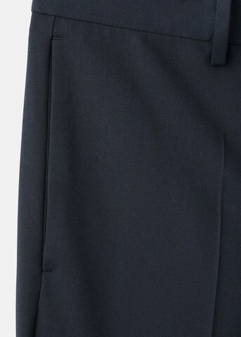 MANGO MAN Slim fit Pants in Blue