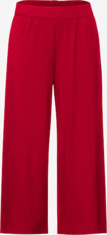 STREET ONE Pleat-Front Pants in Red: front