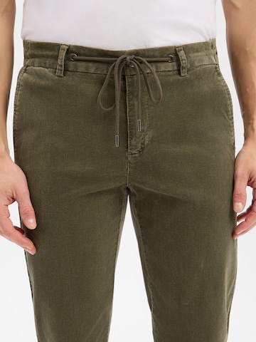 Nils Sundström Regular Hose in Grün