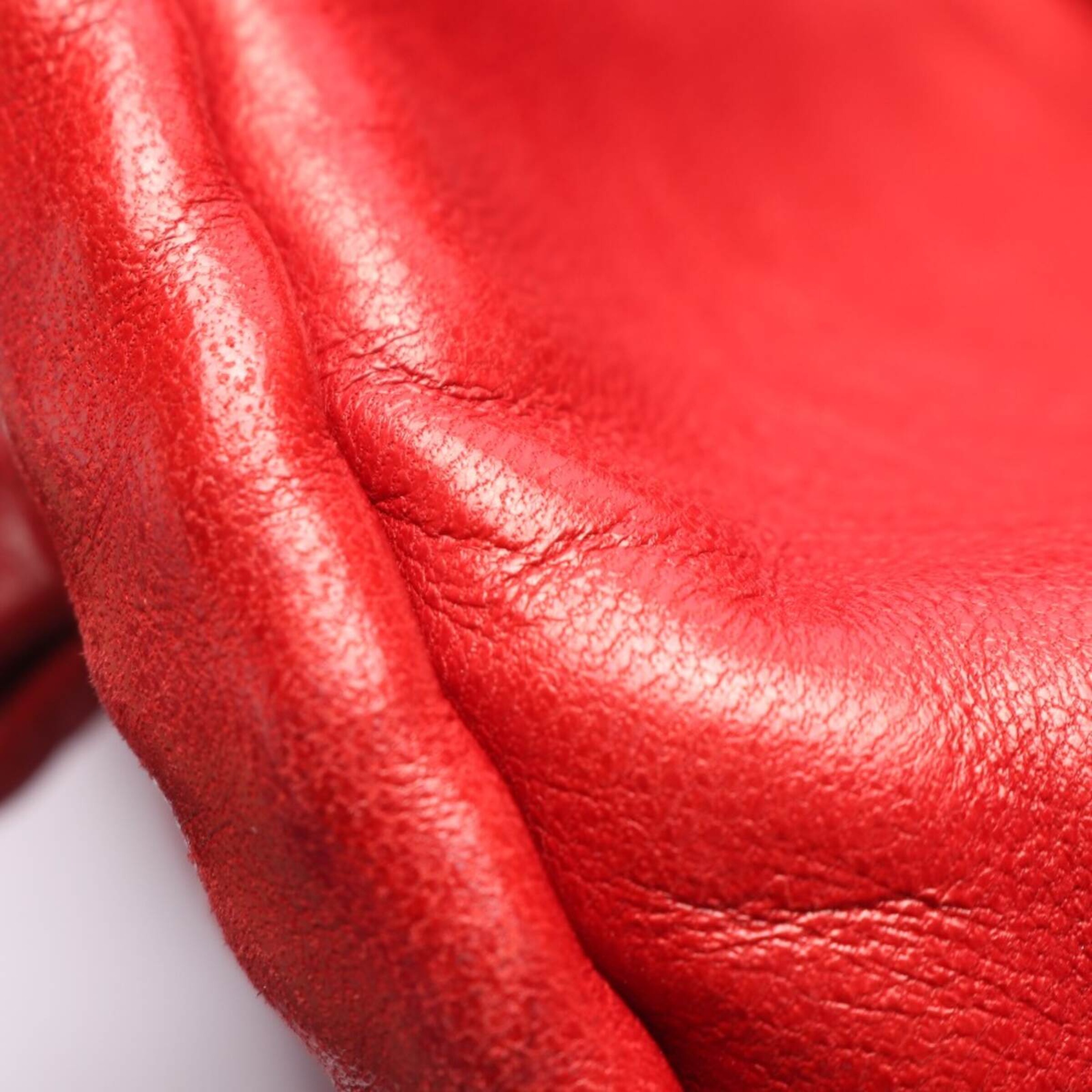 CHANEL Bag in One size in Red