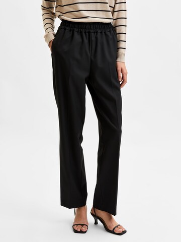 SELECTED FEMME Loose fit Pleated Pants 'Aletta' in Black: front