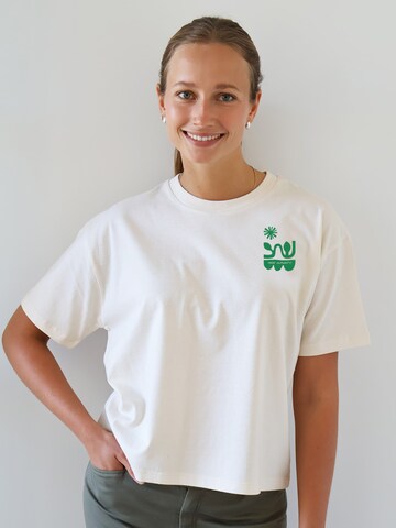 Kultgut Shirt 'More Humanity' in White: front