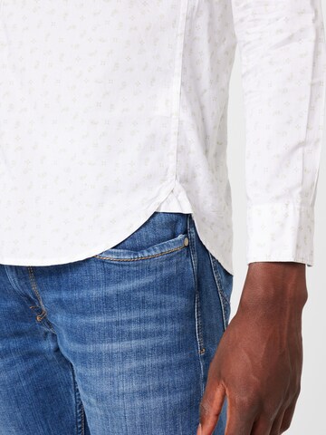 Pepe Jeans - Ajuste regular Camisa 'CUXTON' en blanco