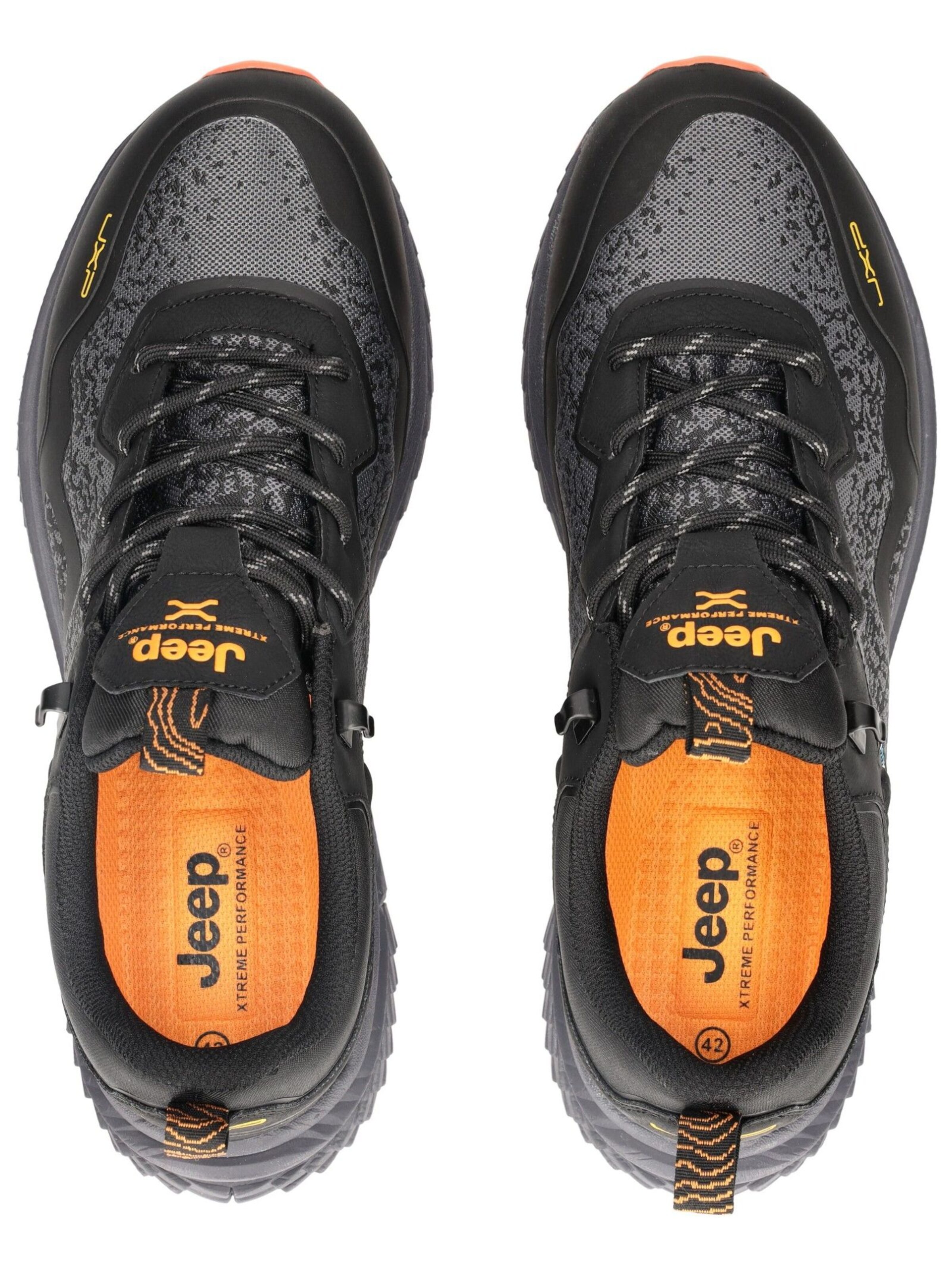 Sneaker bassa di Jeep in nero