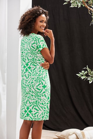s.Oliver Βραδινό φόρεμα σε πράσινο