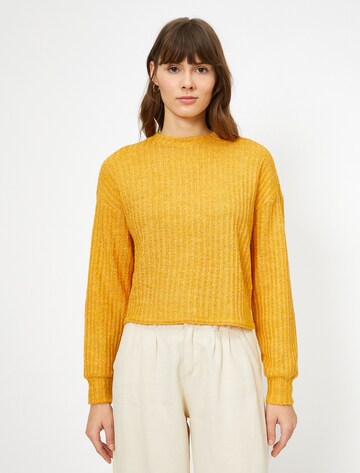Koton Sweater in Yellow: front