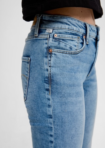 QS Slimfit Jeans i blå