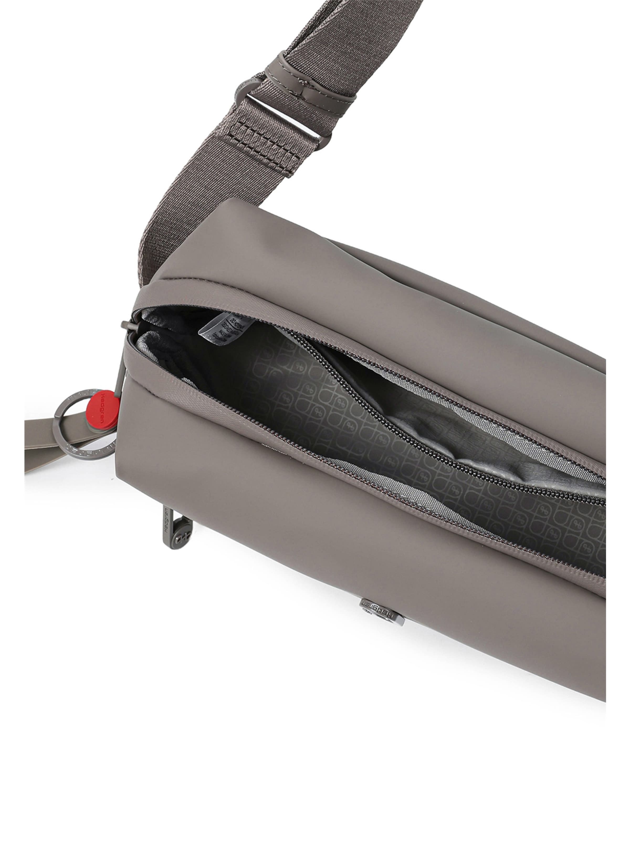 Hedgren Belt bag in Grey: top