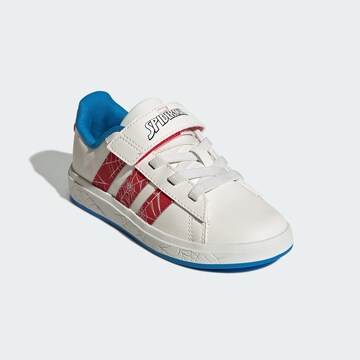 ADIDAS SPORTSWEARTenisice 'Marvel Spider-Man Grand Court' - bijela boja