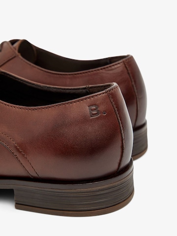 Bianco Lace-Up Shoes in Brown