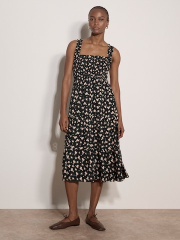 Apricot Dress ' ' in Orange
