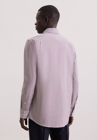 Coupe regular Chemise business ' Schwarze Rose ' SEIDENSTICKER en violet