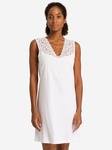 Hanro Nightgown 'Moments' in White