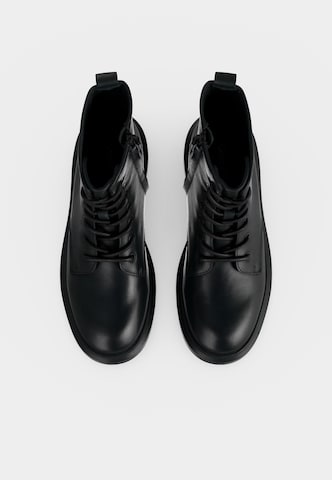 Calvin Klein - Botines con cordones en negro