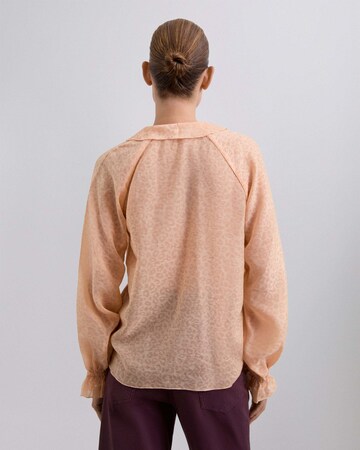 Bluză de la Scalpers pe bej