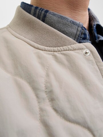 JACK & JONES Jacke in Grau