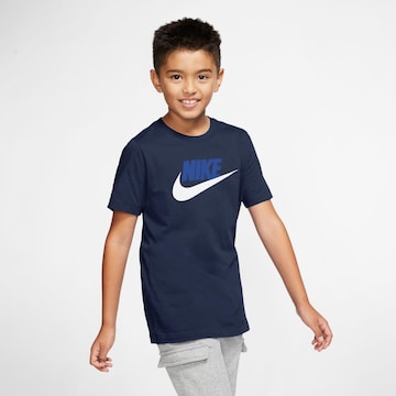 Nike Sportswear T-Shirt 'Futura' in Blau: predná strana