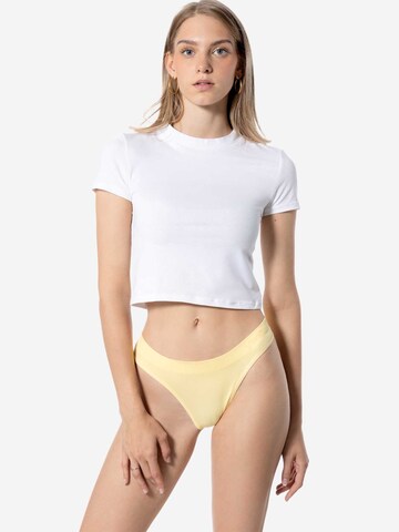 String Yenita en jaune